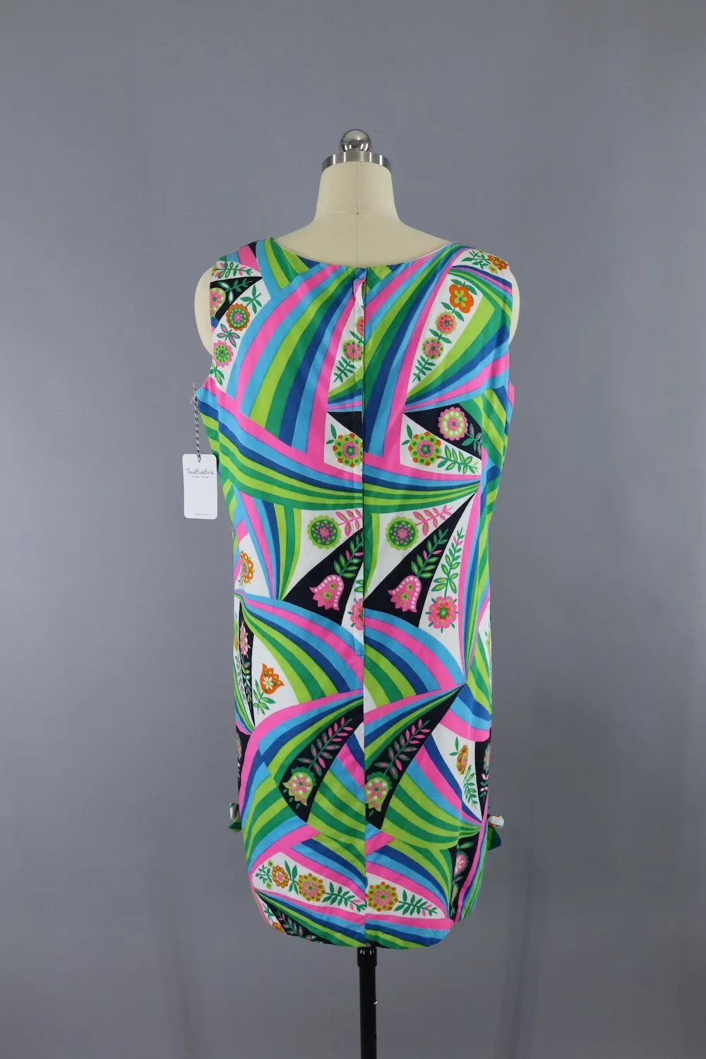 1960s Vintage Mod Shift Dress / Green & Neon Pink Abstract Floral Print