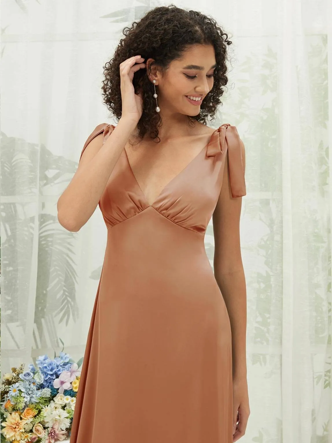 Bronzer V-Neck Detachable Bow Straps V-Neck Silk Satin Convertible Bridesmaid Dress Tea Length