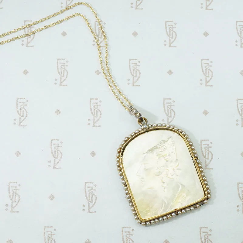 Carved Antique Mother of Pearl Pendant "Rosario"