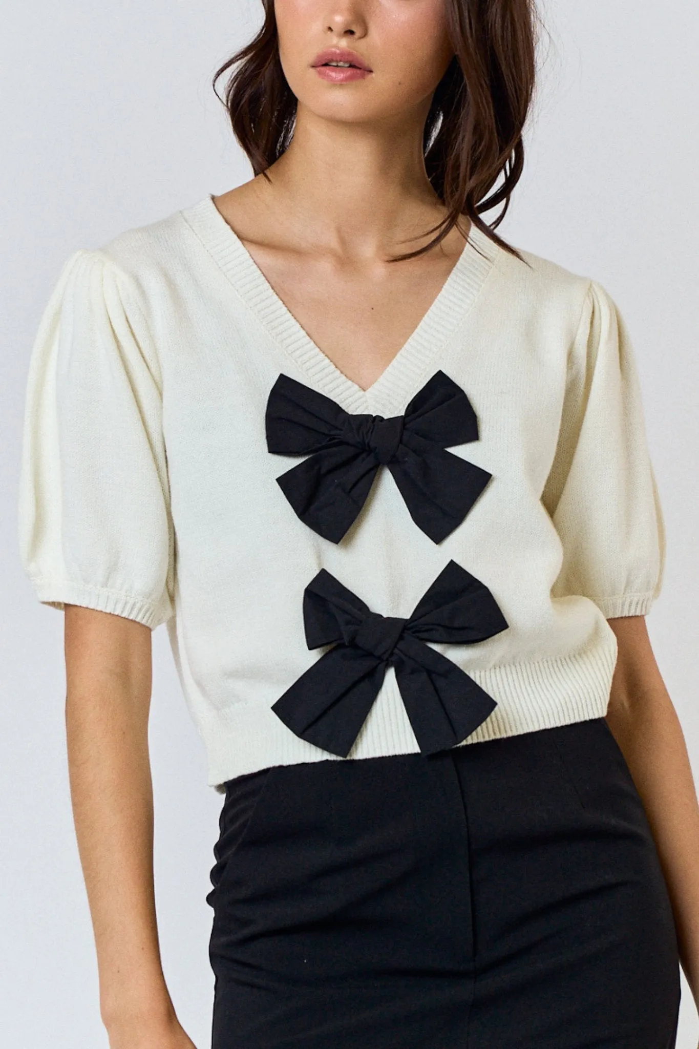 Come in Closer Sweater Blouse in Ivory