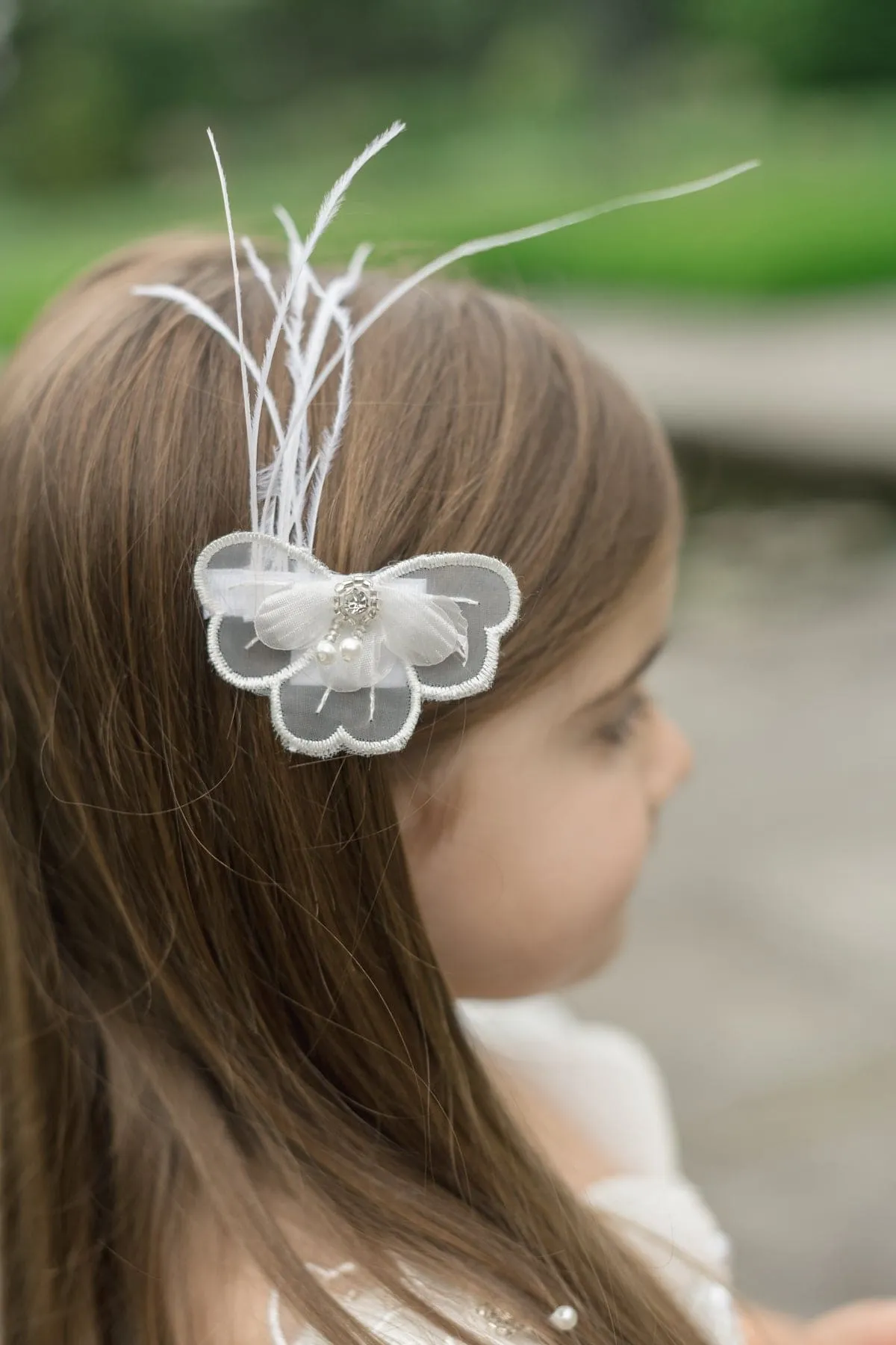 Constanza White Feather Hair Clip