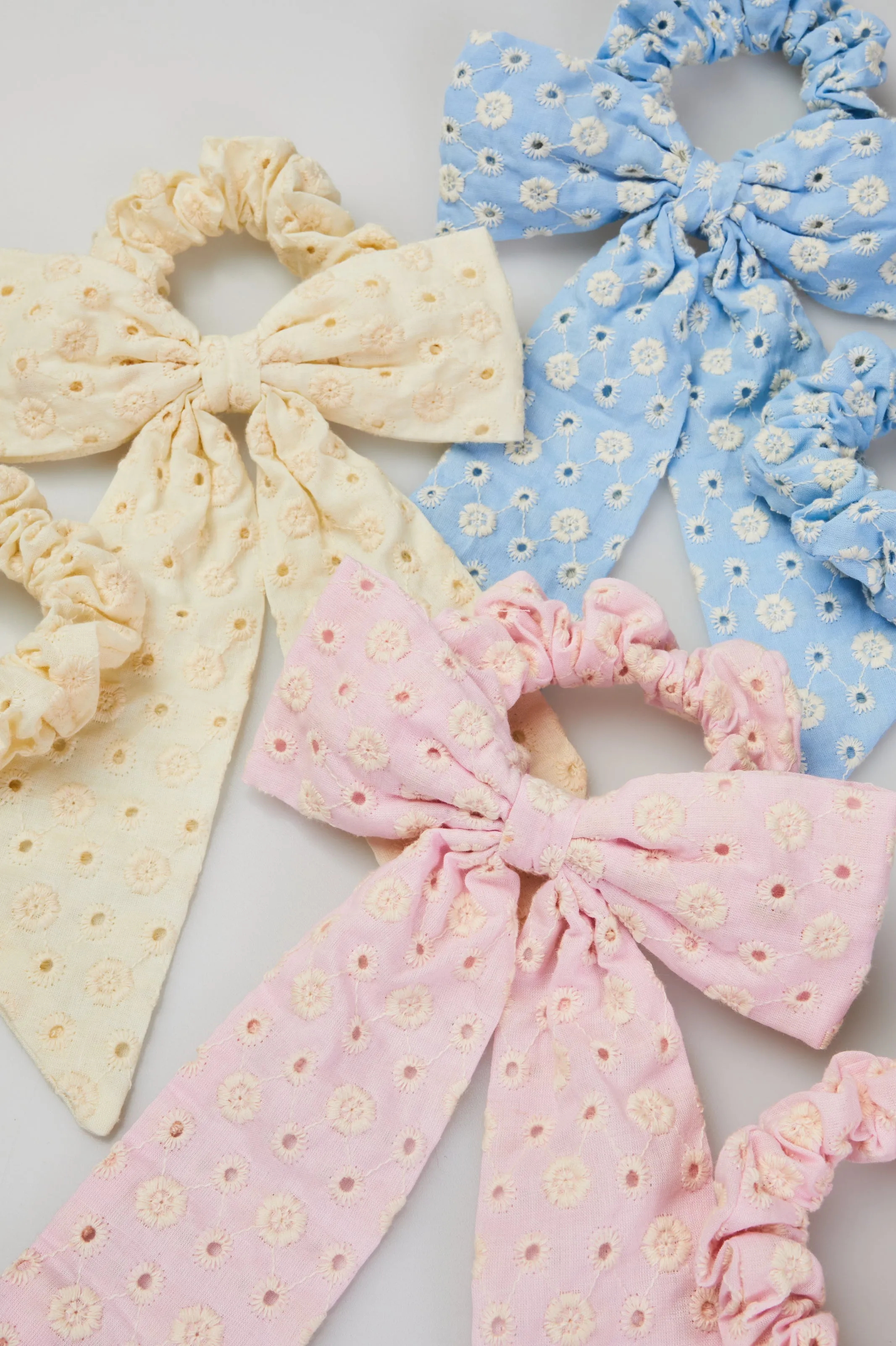 Ellie Eyelet Bow Scrunchie Pair