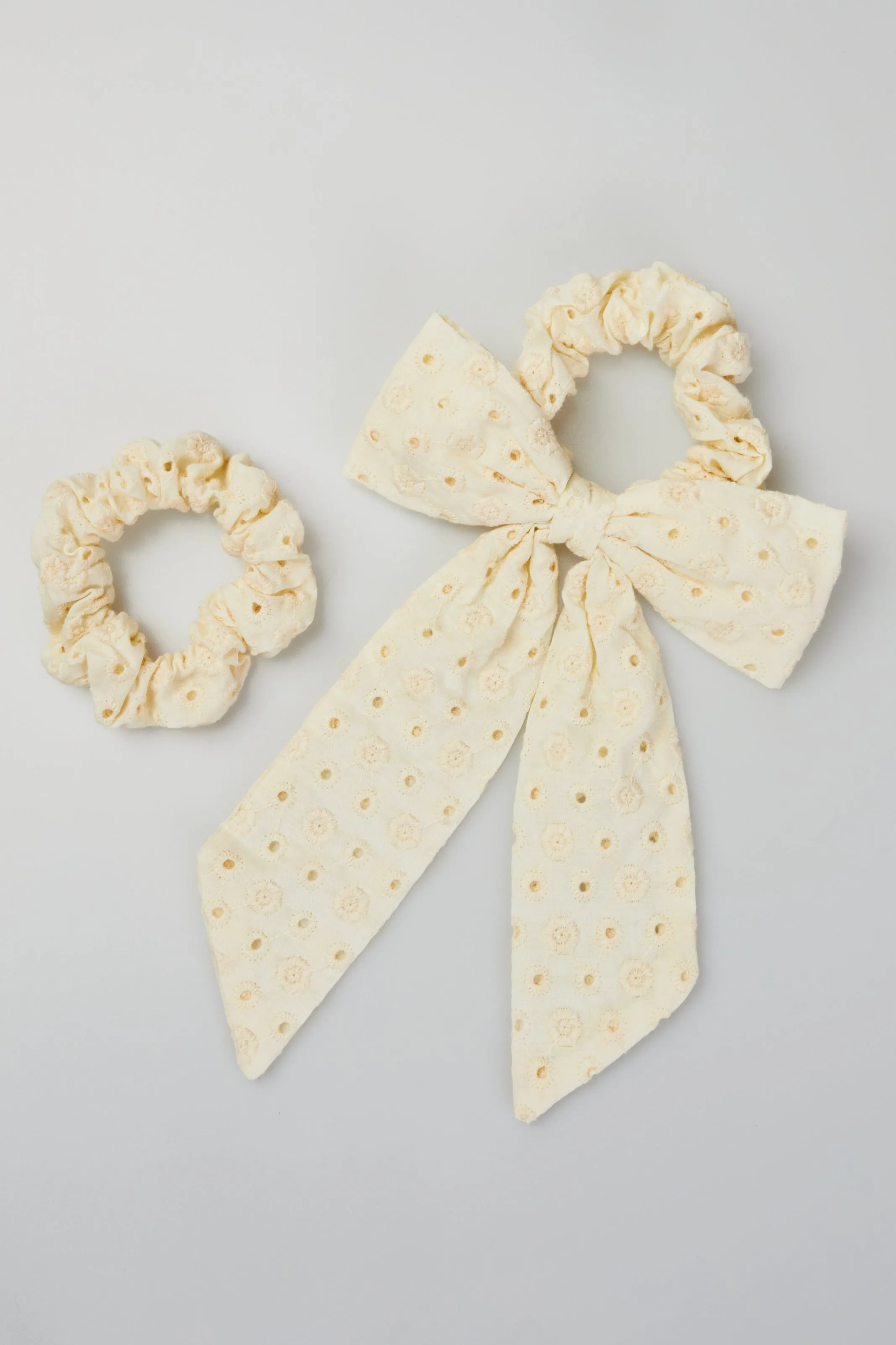 Ellie Eyelet Bow Scrunchie Pair