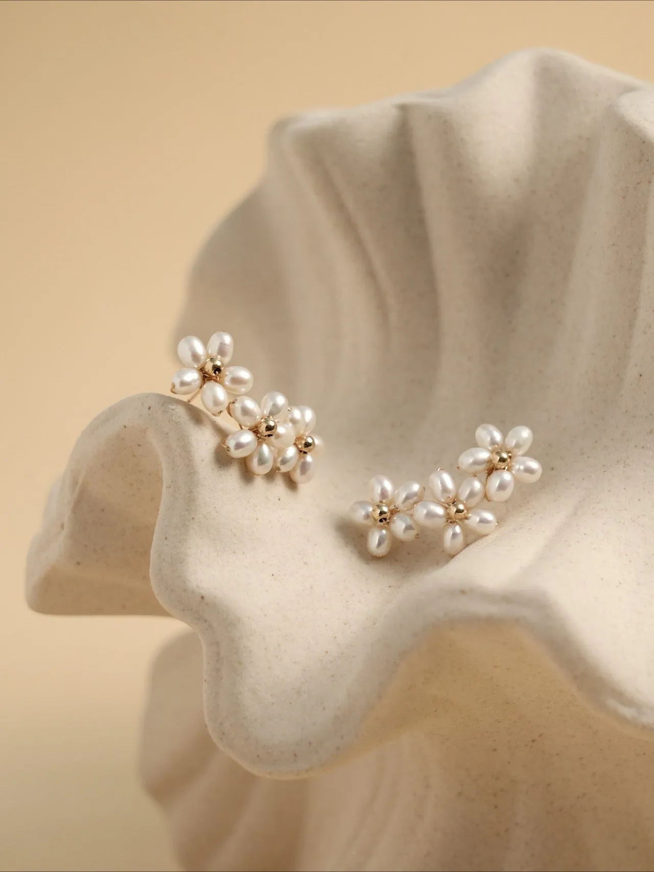 Falling Petals Series Narcissus Pearl Stud Earrings