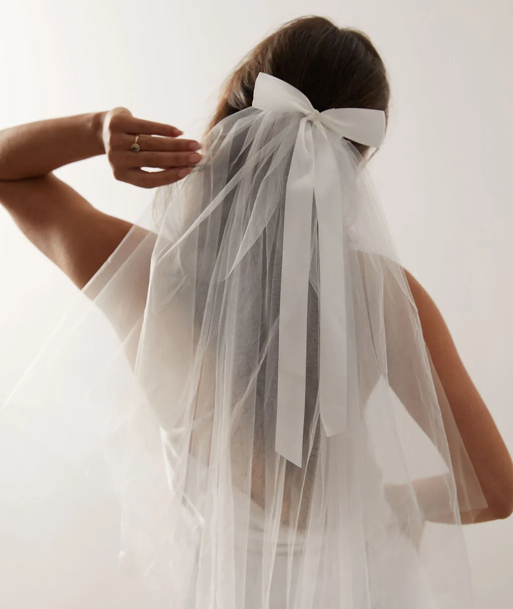 Layered Tulle Veil - White