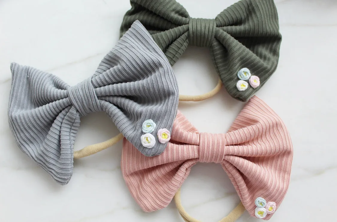 Little Flower Bow Set