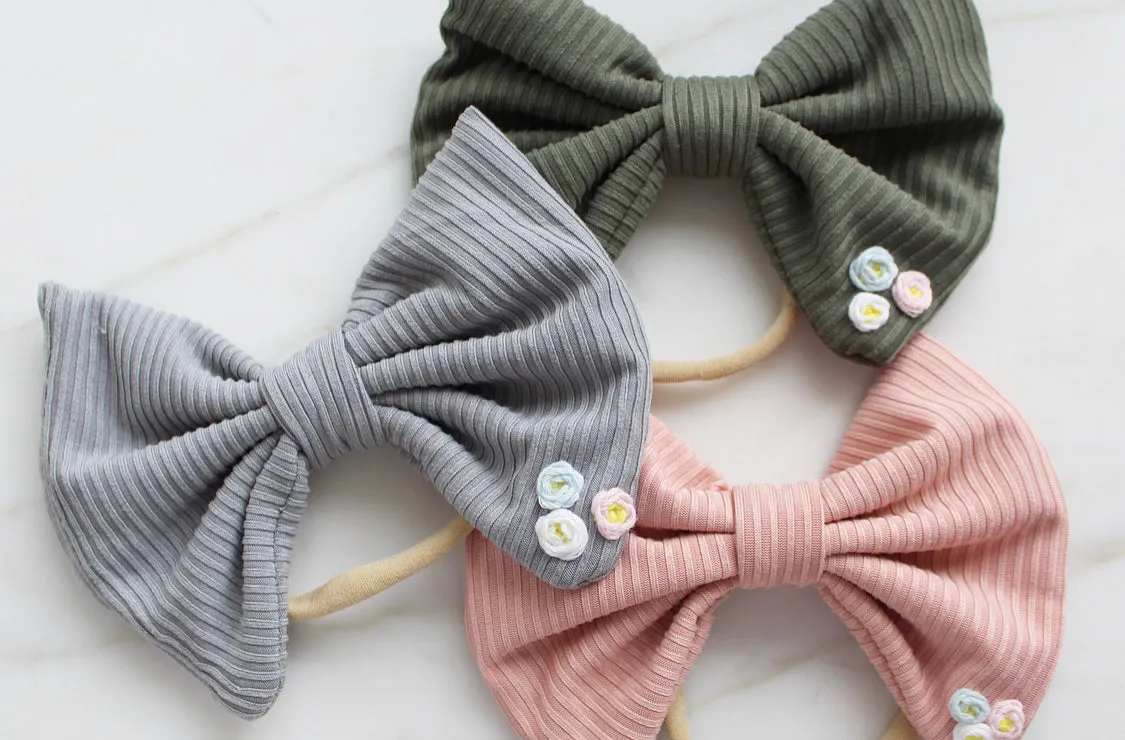 Little Flower Bow Set