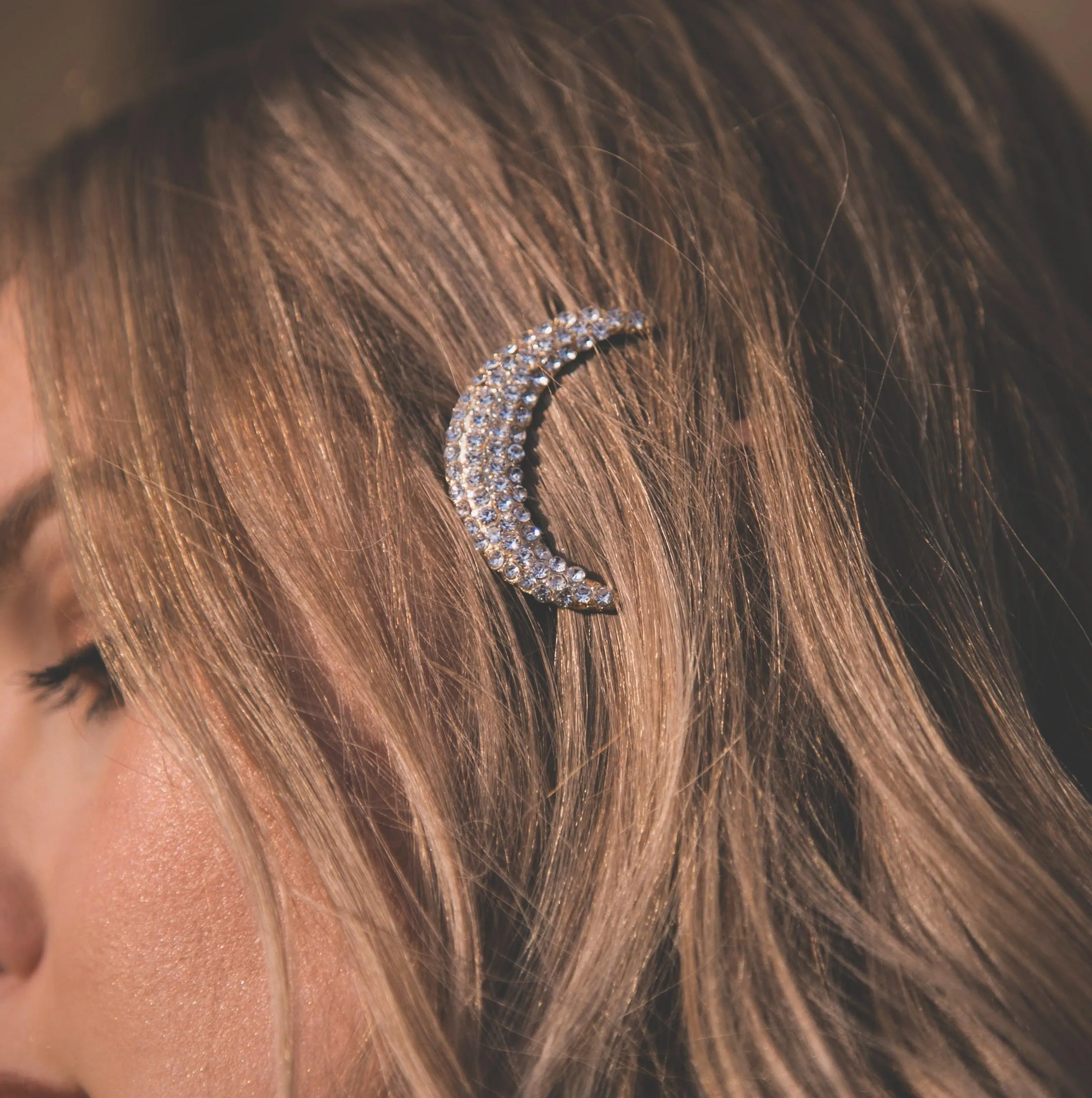 Lunika Crescent Moon Hair Clip