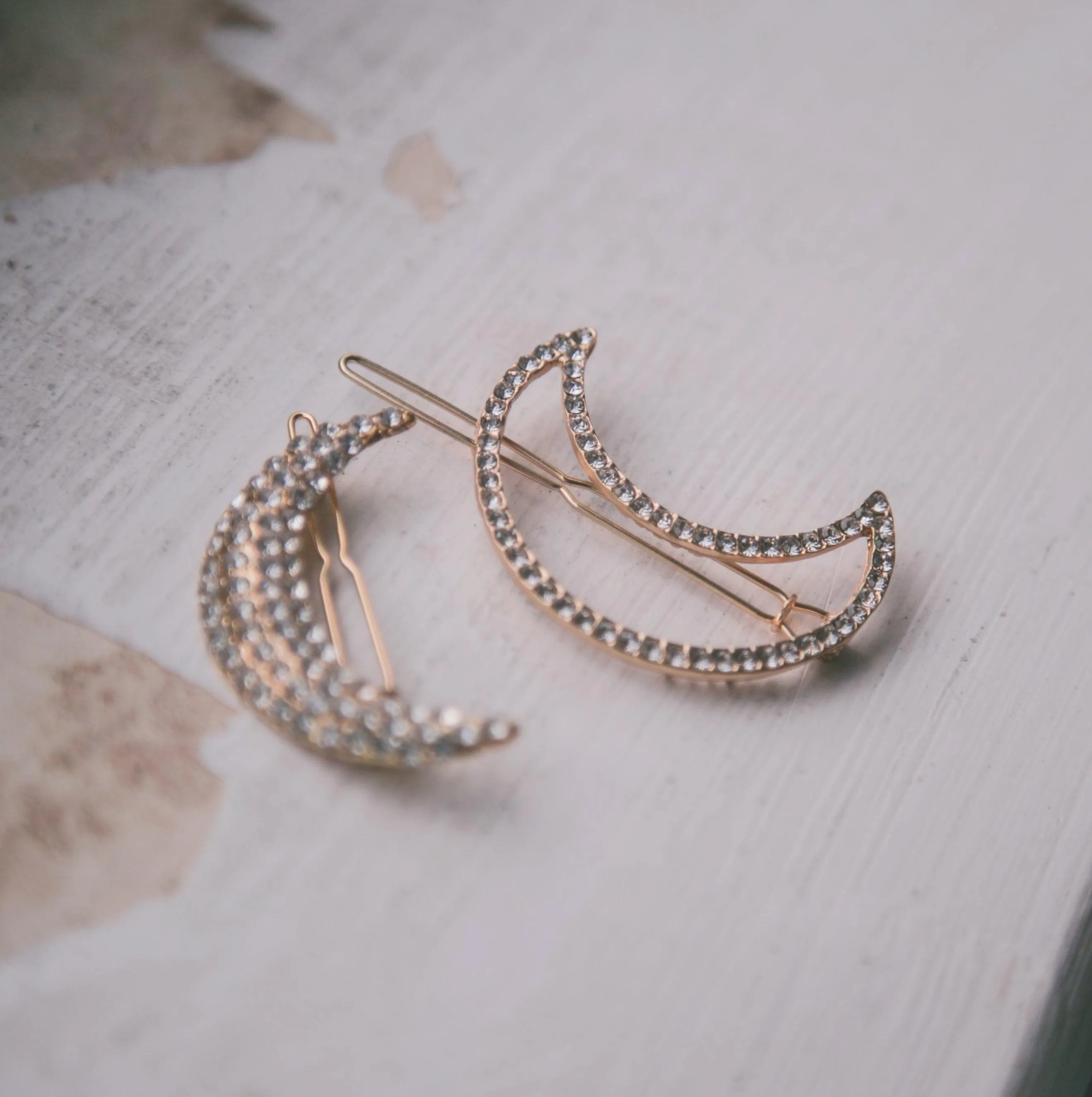 Lunika Crescent Moon Hair Clip