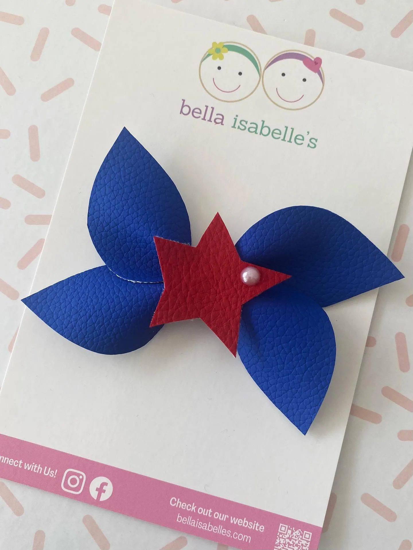 Pinwheel bow with star