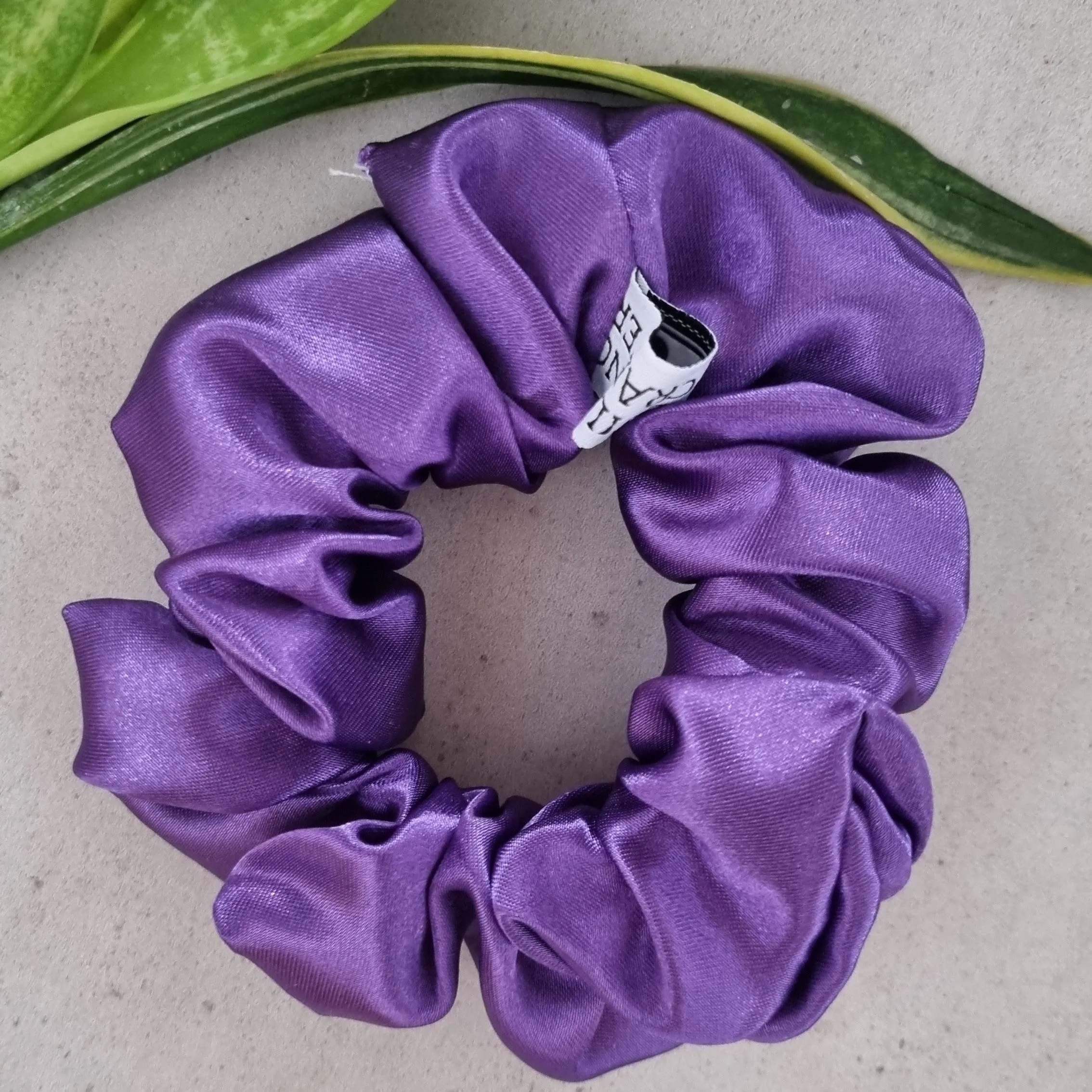 Satin scrunchies -size M