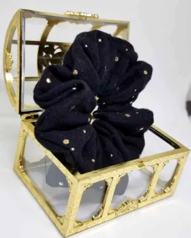 Scrunchie Muselina Negro Detalles Gold