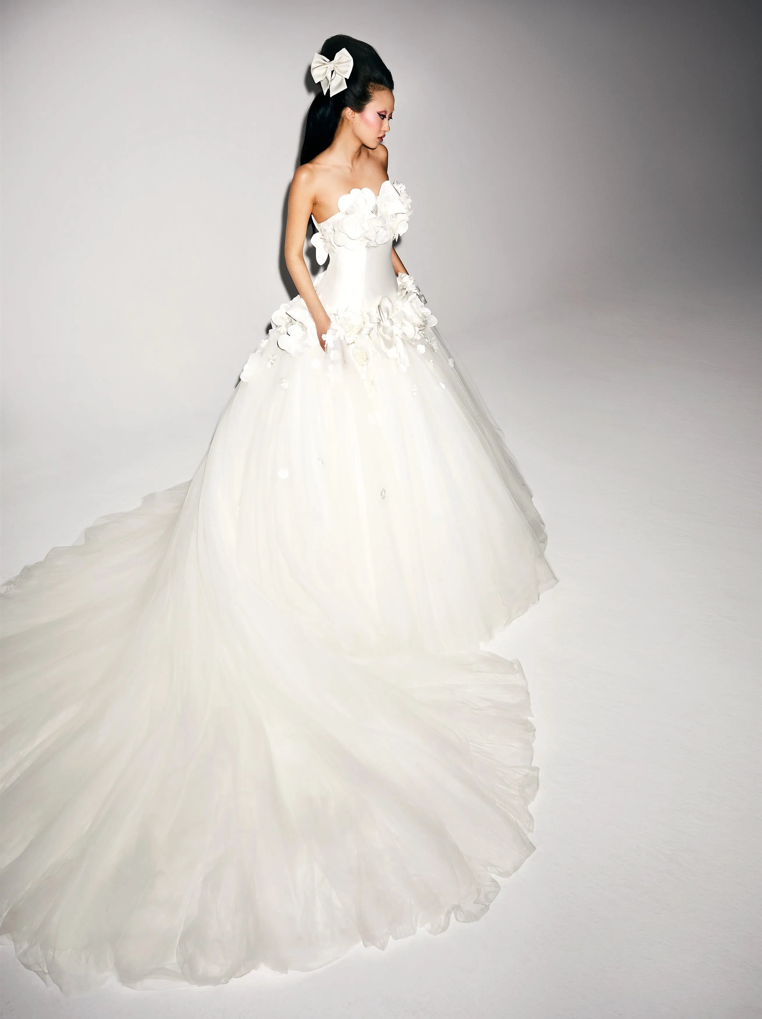 VRM345 - ABUNDANCE FANTAISIE GOWN